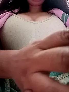 cute-mahek — Boobs show