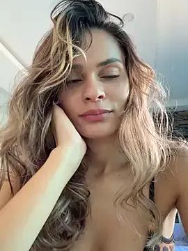 cuteluci_ on StripChat