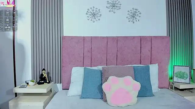 cutie_sarax1 — I want to serve you with your cock