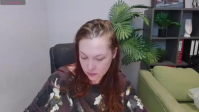 CutieGinger on StripChat