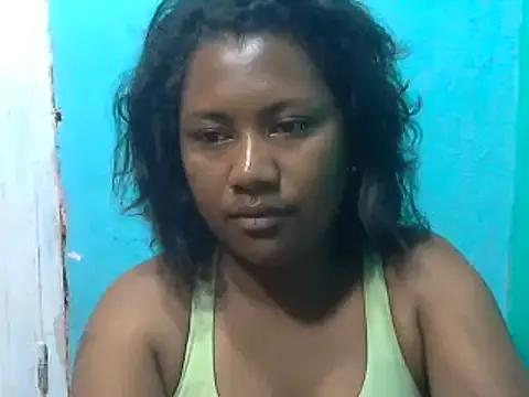 cutybigass — show tits