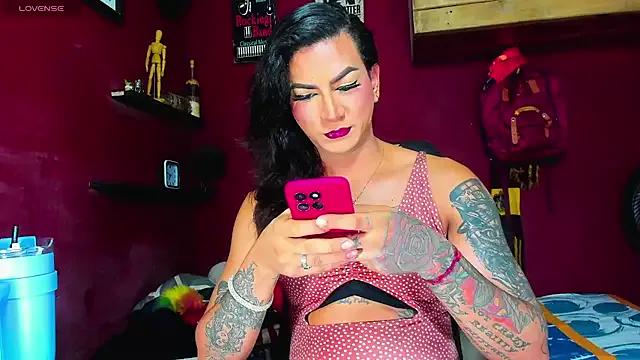 dariell_smokesexx on StripChat