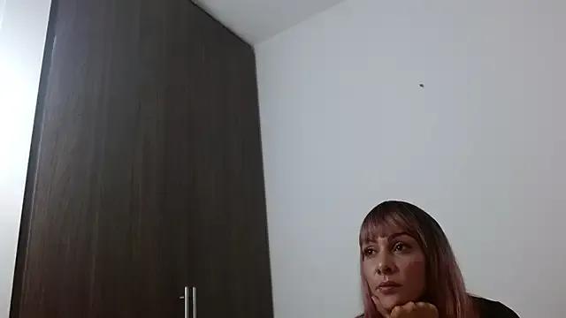 dasha_naughty on StripChat