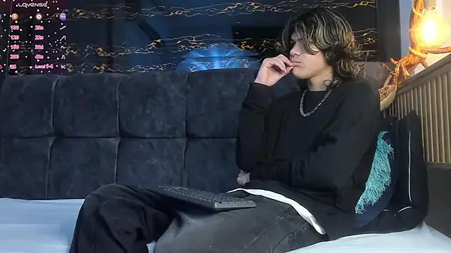 Diamond_twink on StripChat