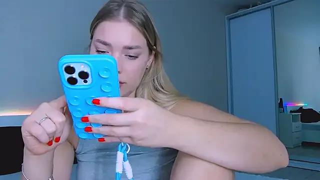 DIANAxxxDIAMOND on StripChat