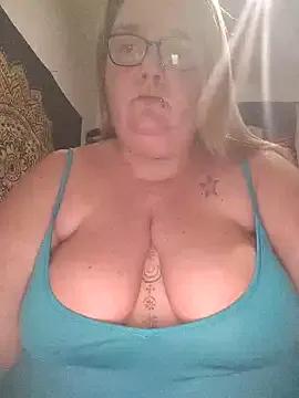diosacurvy1984 on StripChat