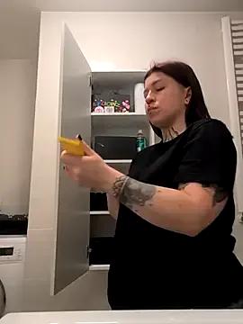 divine_eve on StripChat