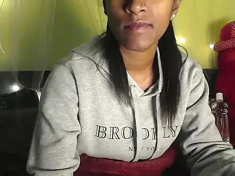 Dora_7827 — oli in all body