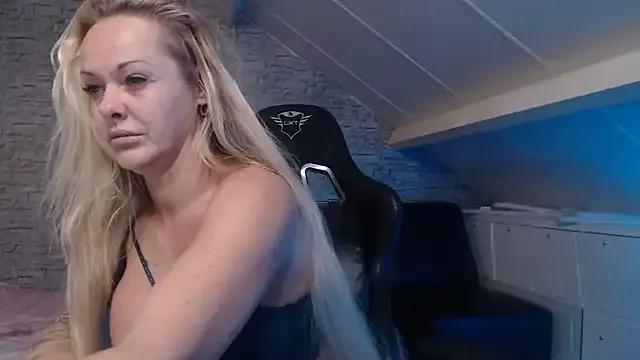 dutch_prinses on StripChat