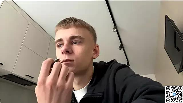 echowraith on StripChat