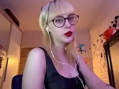 EffacedScan on StripChat