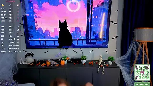 ElfredaTupy on StripChat