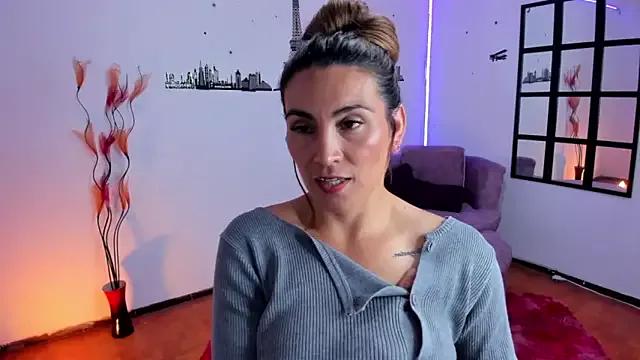 Elizabeth_taylor_b on StripChat