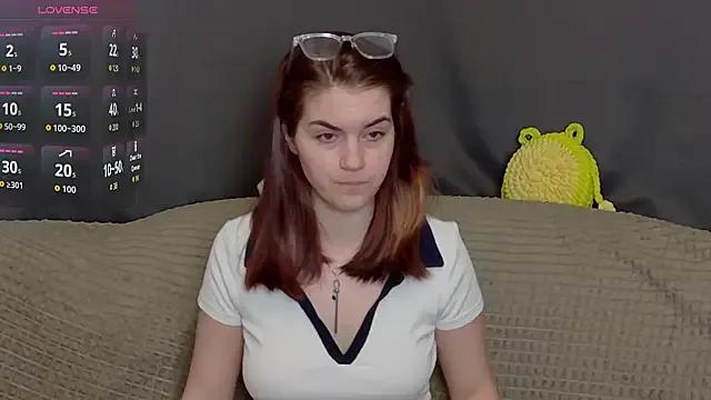 ElzaBlis on StripChat