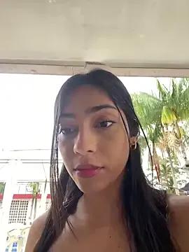 Ema_azel on StripChat