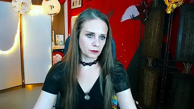 EmiliaBedy on StripChat