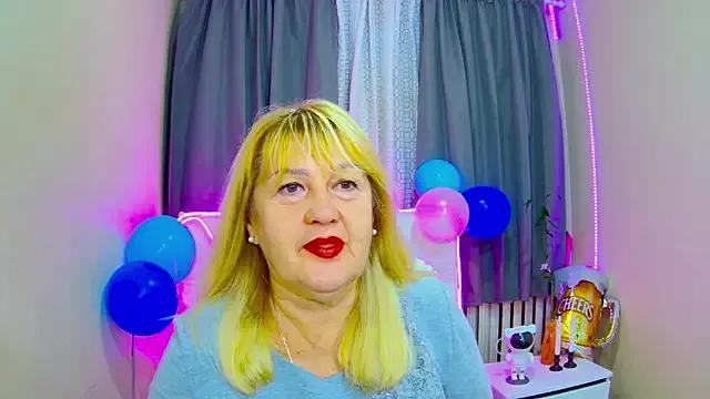 EmmaEllison on StripChat