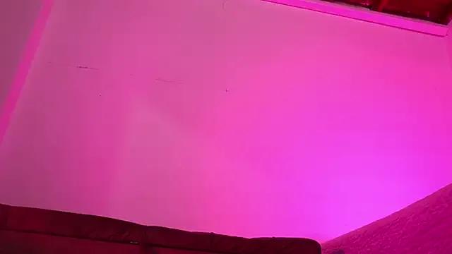 emyli_sw_ on StripChat