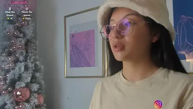 Eva_depp — Plug anal diamond+Masturbation+CLOSE