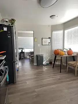 Eva_Monroe- on StripChat