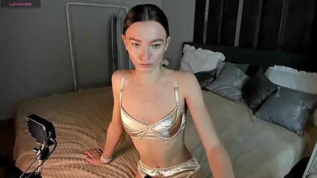 EvaToniz on StripChat