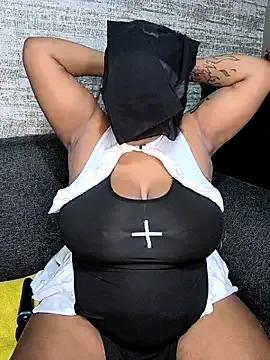 ExclusiveLeexx on StripChat