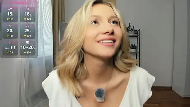 FaaBinaa on StripChat