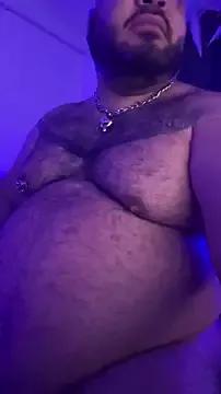 FetishBearsBig on StripChat