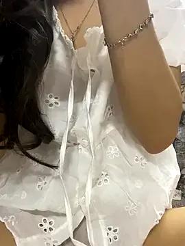 Fin-xinh18 on StripChat