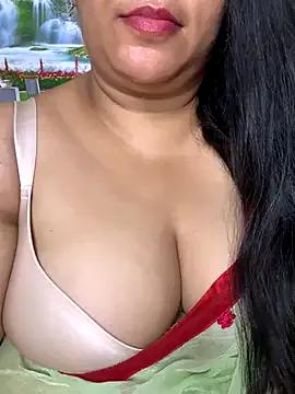 FlatVincy4 on StripChat