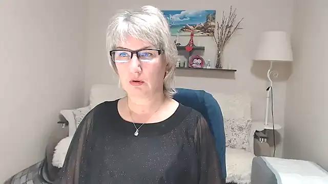 FleurMays on StripChat