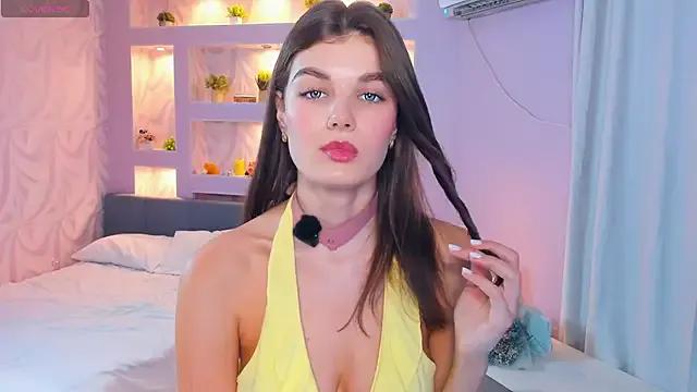 FloraDobb on StripChat