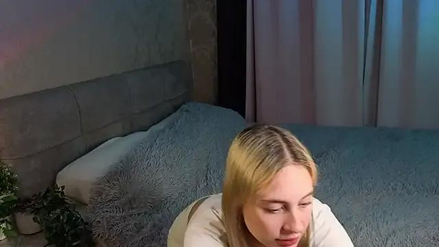 foxy_vivi on StripChat