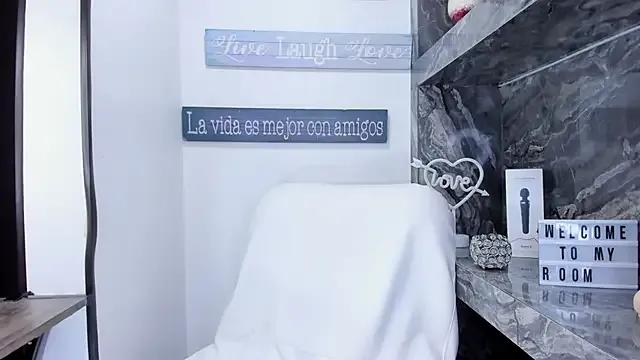 foxy_zoe on StripChat