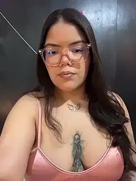 GabrielleMarsh1 on StripChat