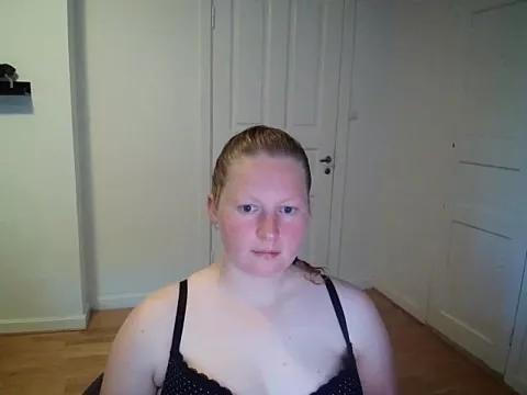 Girlnina-1995 on StripChat