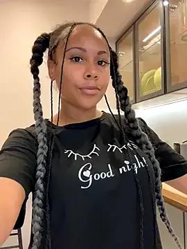 HaileyDiana on StripChat