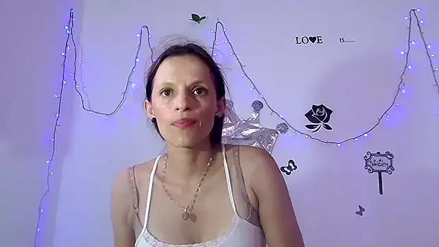 hanamor on StripChat