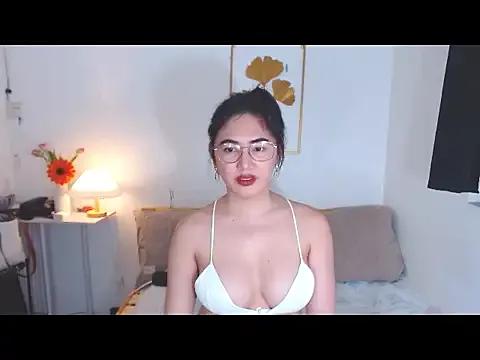 HermoSa_Christine on StripChat