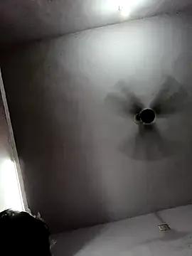 hiddennisha on StripChat