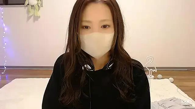 hinano_JP on StripChat