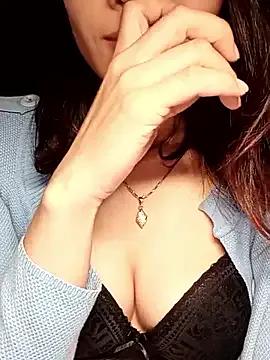 Hinna_x on StripChat