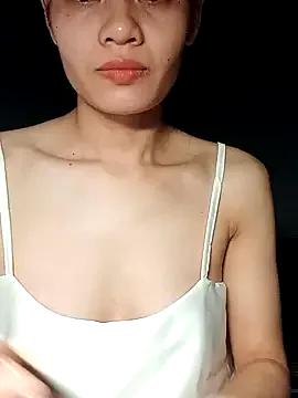 Hinna_x on StripChat