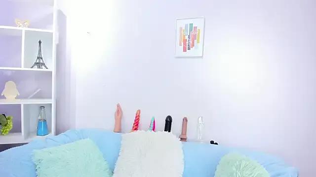 Hiyakasudere on StripChat