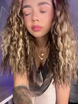 HoneyMollyX — Sweet SQUIRT