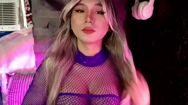 HoresCOCKLUCY on StripChat