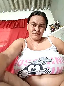 Horny-Mommy-Dirty on StripChat