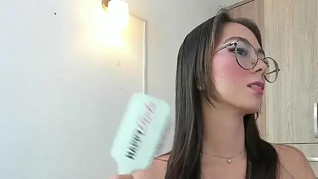 horny_adiction on StripChat