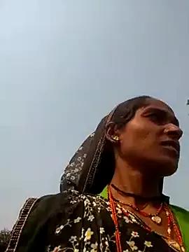 Hot_reshmaji on StripChat