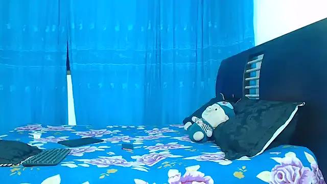 Hot_Sharks_ on StripChat